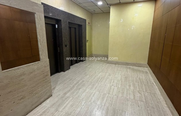 Revente - Appartement - Torrevieja - Center