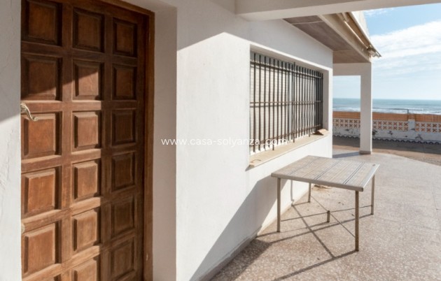 Wiederverkauf - Independent villa - Guardamar del Segura