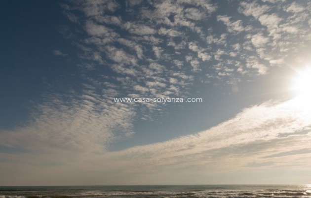 Wiederverkauf - Independent villa - Guardamar del Segura