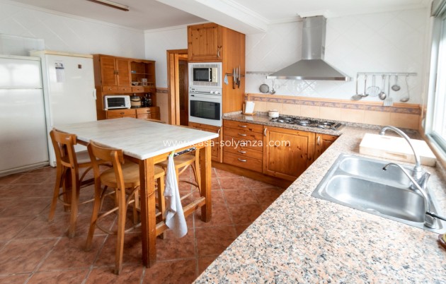 Wiederverkauf - Independent villa - Guardamar del Segura