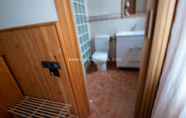 Wiederverkauf - Independent villa - Guardamar del Segura