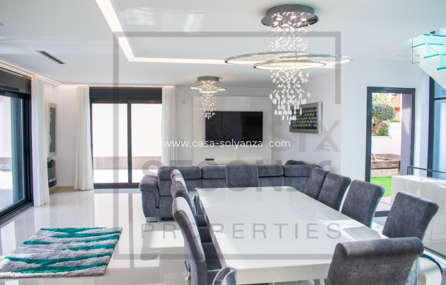 Revente - Independent villa - San Miguel de Salinas - Urbanizaciones