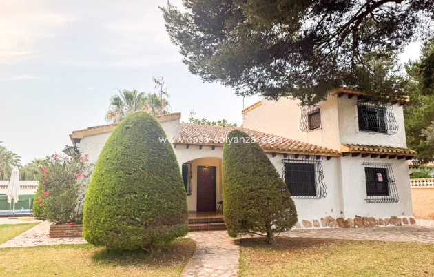 Revente - Villa / Semi detached - Orihuela Costa - Punta Prima
