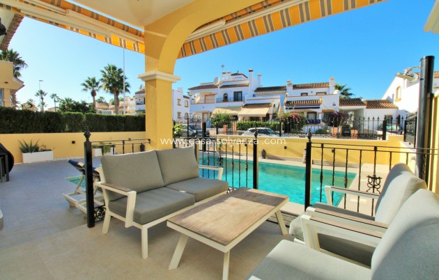 Reventa - Villa - Villamartin - Los Dolses