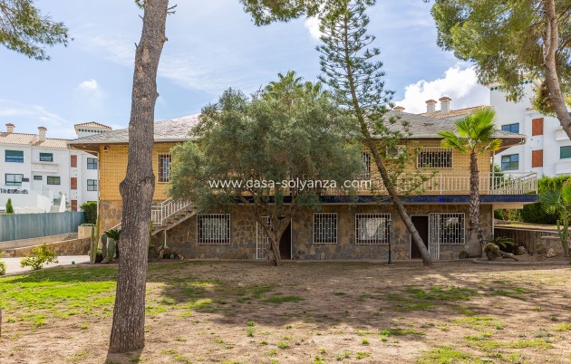 Revente - Villa - Orihuela Costa - Costa Blanca