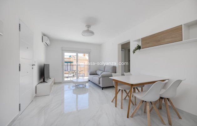Herverkoop - Appartement / flat - Torrevieja - El Limonar