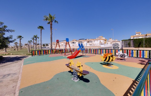 Herverkoop - Appartement / flat - Torrevieja - El Limonar