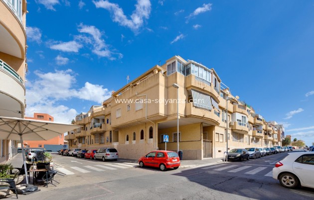 Resale - Apartment / flat - Torrevieja - Calas Blanca