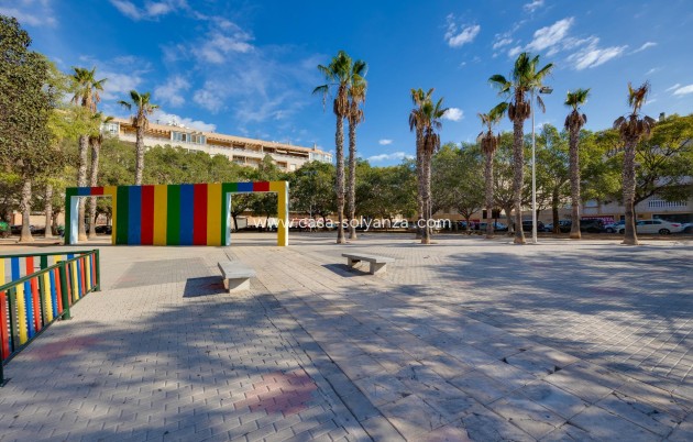 Resale - Apartment / flat - Torrevieja - Calas Blanca