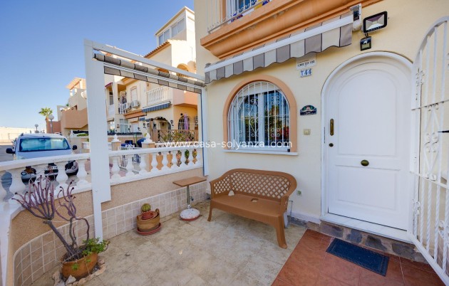 Resale - Apartment / flat - Orihuela Costa - La Florida