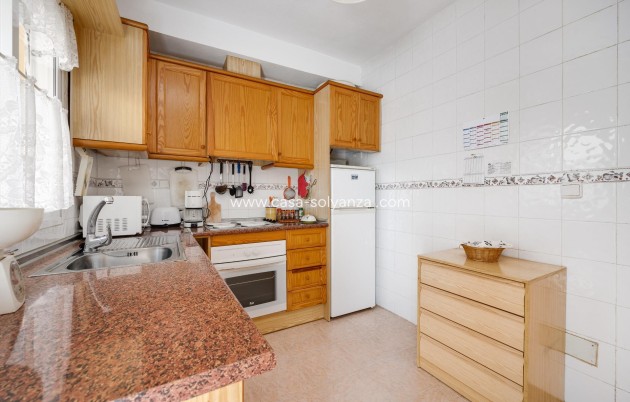 Resale - Apartment / flat - Orihuela Costa - La Florida