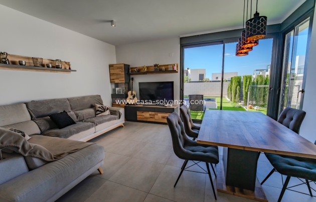 Wiederverkauf - Semi-detached house - Benijófar - Benijofar