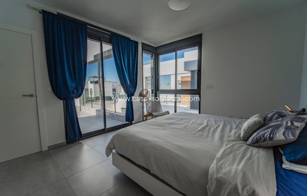 Wiederverkauf - Semi-detached house - Benijófar - Benijofar