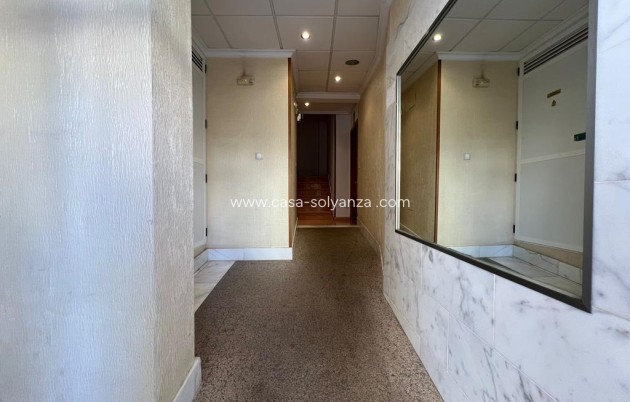 Resale - Apartment / flat - Torrevieja - CENTRO CASCO URBANO