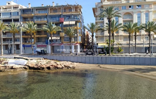 Resale - Apartment / flat - Torrevieja - CENTRO CASCO URBANO