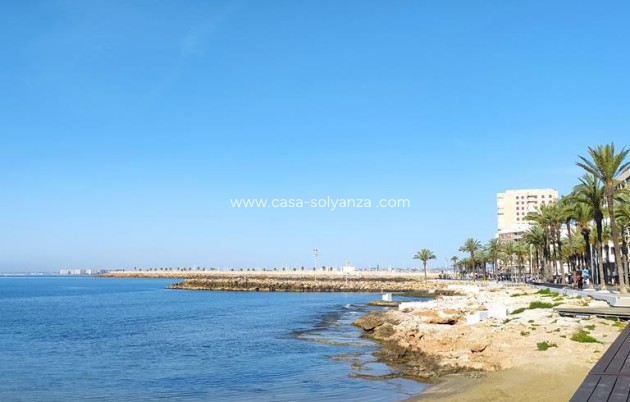 Resale - Apartment / flat - Torrevieja - CENTRO CASCO URBANO