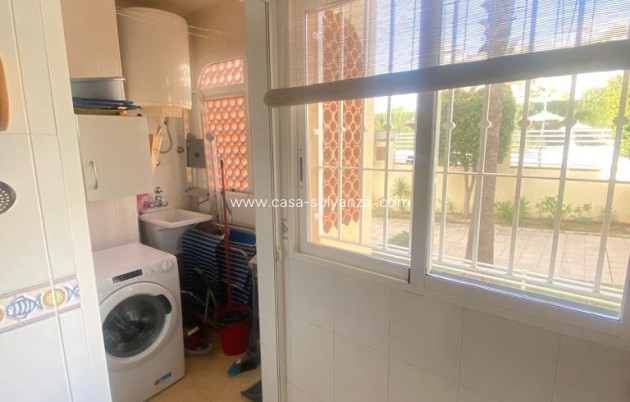 Resale - Apartment / flat - Orihuela Costa - Campoamor