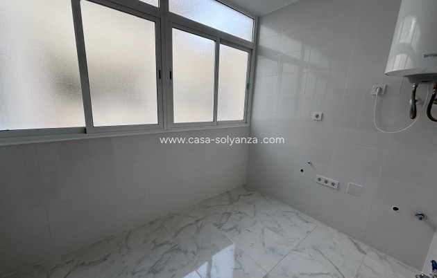 Revente - Appartement - Torrevieja - Acequion