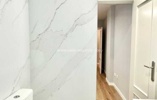 Resale - Apartment / flat - Torrevieja - La Mata