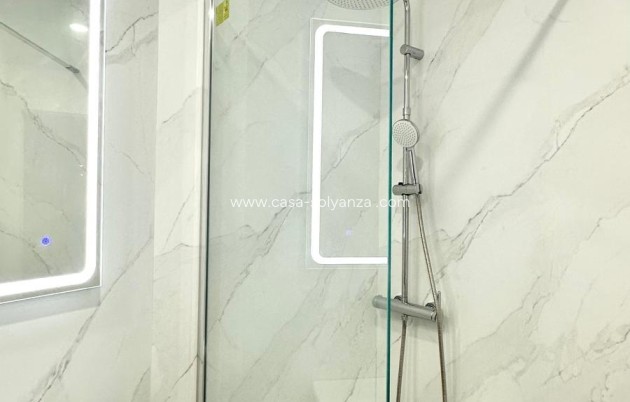 Resale - Apartment / flat - Torrevieja - La Mata