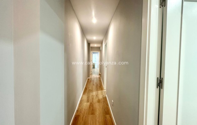 Resale - Apartment / flat - Torrevieja - La Mata