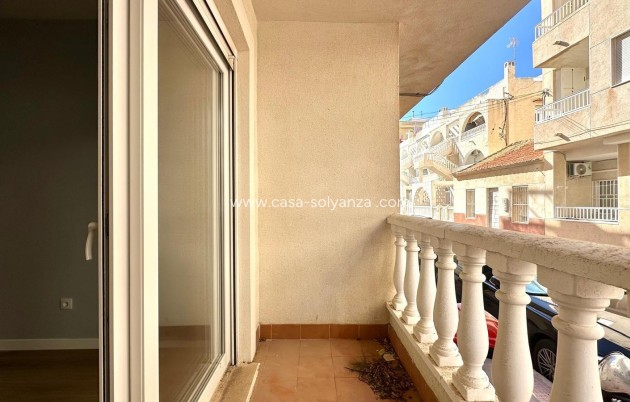 Resale - Apartment / flat - Torrevieja - La Mata