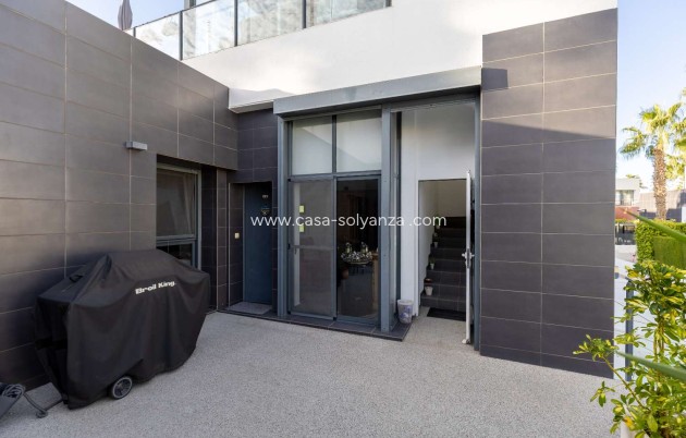 Wiederverkauf - Villa - Orihuela - Orihuela Costa