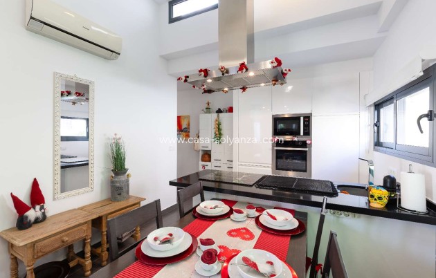 Wiederverkauf - Villa - Orihuela - Orihuela Costa