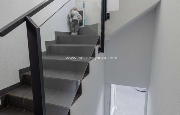 Wiederverkauf - Villa - Orihuela - Orihuela Costa