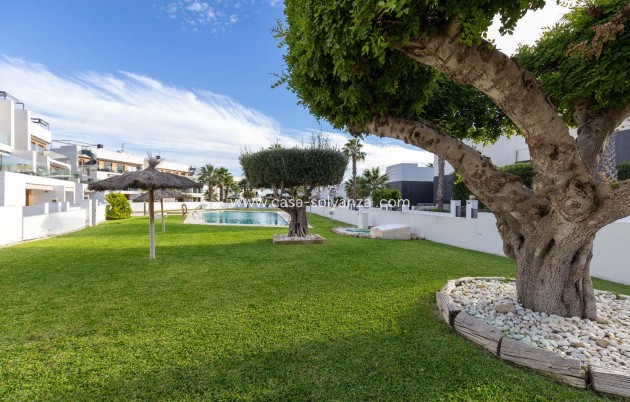 Wiederverkauf - Villa - Orihuela - Orihuela Costa