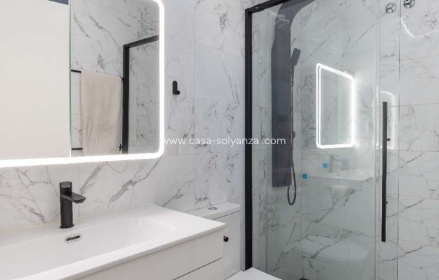 Wiederverkauf - Villa - Orihuela - Orihuela Costa