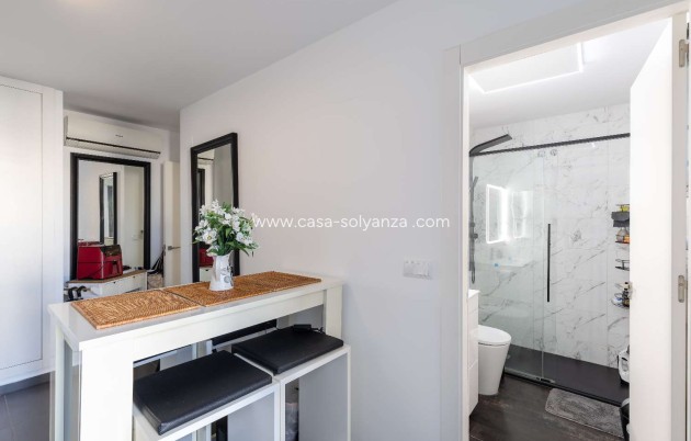 Wiederverkauf - Villa - Orihuela - Orihuela Costa