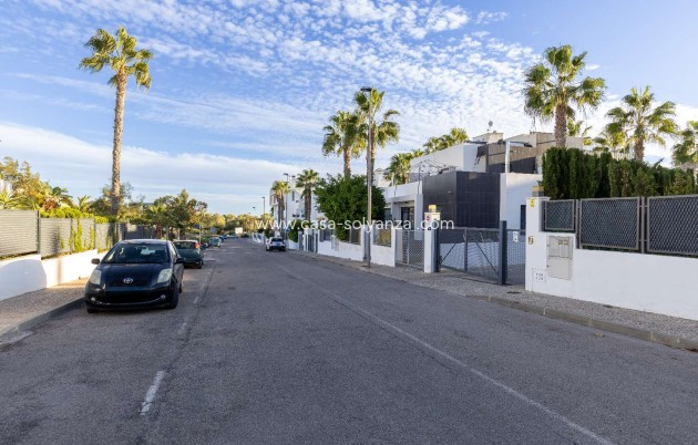 Wiederverkauf - Villa - Orihuela - Orihuela Costa