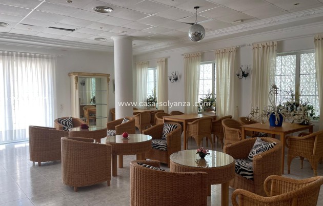 Resale - Commercial - Guardamar del Segura - 0