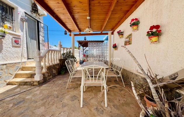 Resale - Villa - El Chaparral - 0