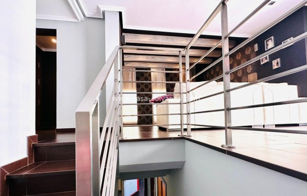 Resale - Apartment / flat - Torrevieja - Estacion Autobuses