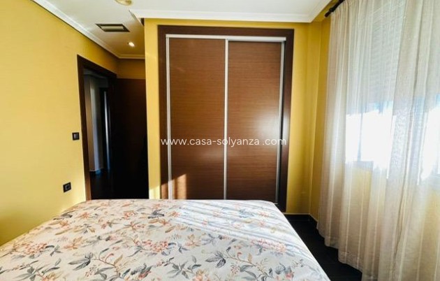 Resale - Apartment / flat - Torrevieja - Estacion Autobuses