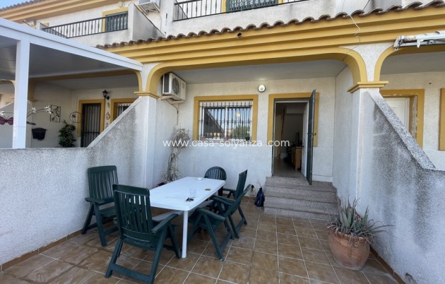 Herverkoop - Herenhuis - Daya Nueva - 0