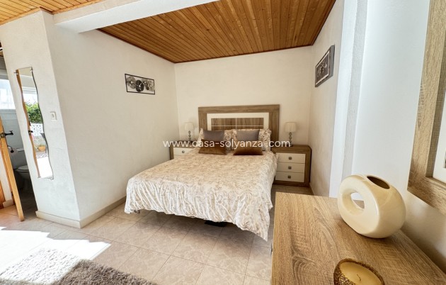 Resale - Villa - Villamartin - Villamartín