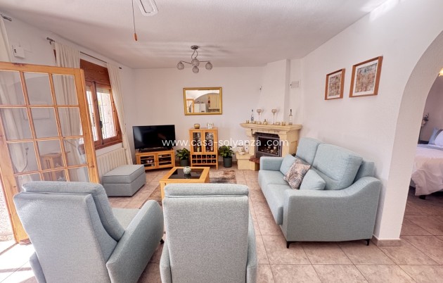 Resale - Villa - Villamartin - Villamartín