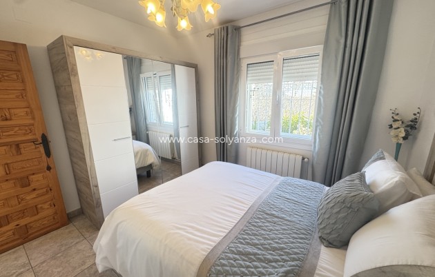 Resale - Villa - Villamartin - Villamartín