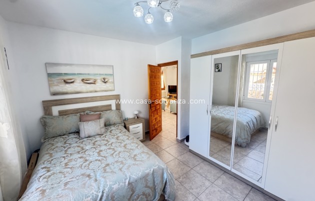 Resale - Villa - Villamartin - Villamartín