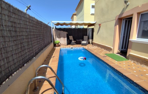 Resale - Villa - Torrevieja - Aguas nuevas