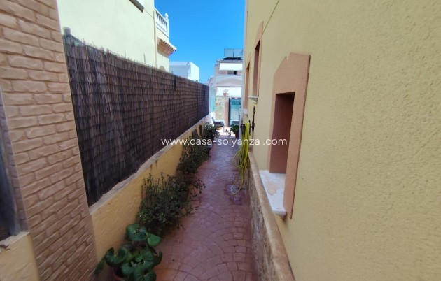 Resale - Villa - Torrevieja - Aguas nuevas