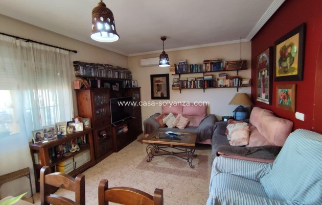 Resale - Villa - Torrevieja - Aguas nuevas