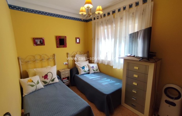 Resale - Villa - Torrevieja - Aguas nuevas
