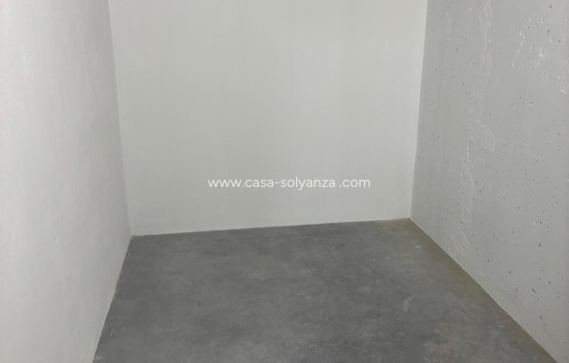 Resale - Apartment / flat - Torrevieja - Estacion Autobuses