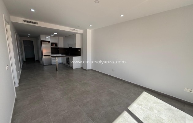 Resale - Apartment / flat - Torrevieja - Estacion Autobuses