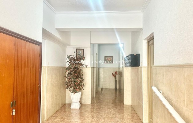 Revente - Appartement - Torrevieja - Estacion Autobuses