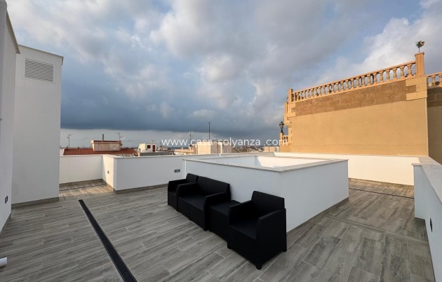 Resale - Apartment / flat - Torrevieja - Center